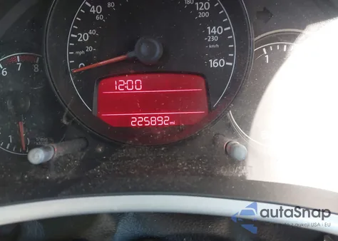 2012 Volkswagen Beetle 2.0T Turbo Launch Edition z USA, uszkodzony, nr VIN 3VWVA7AT6CM602890